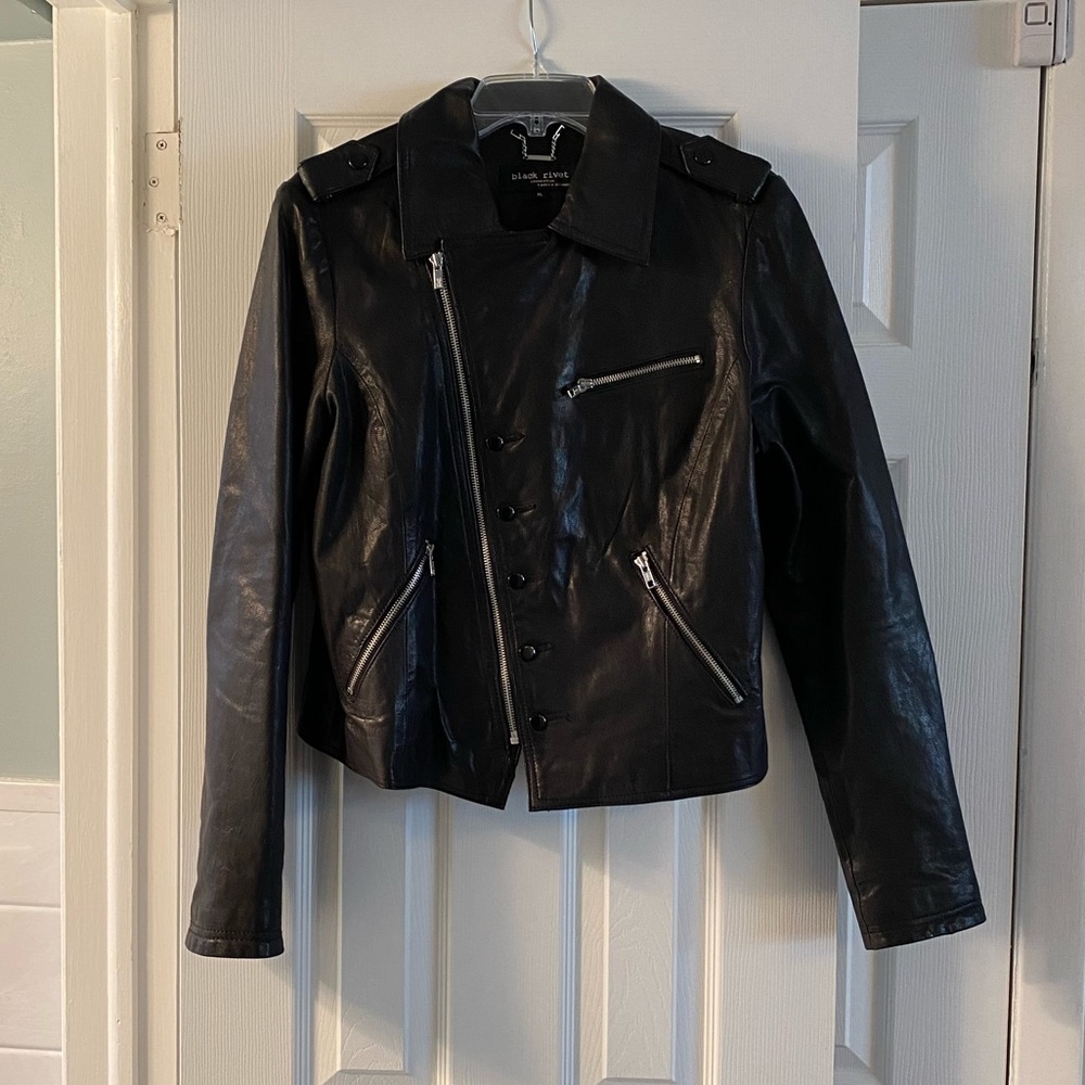 NWOT Black Cropped Authentic Leather Ladies’ Jacket XL